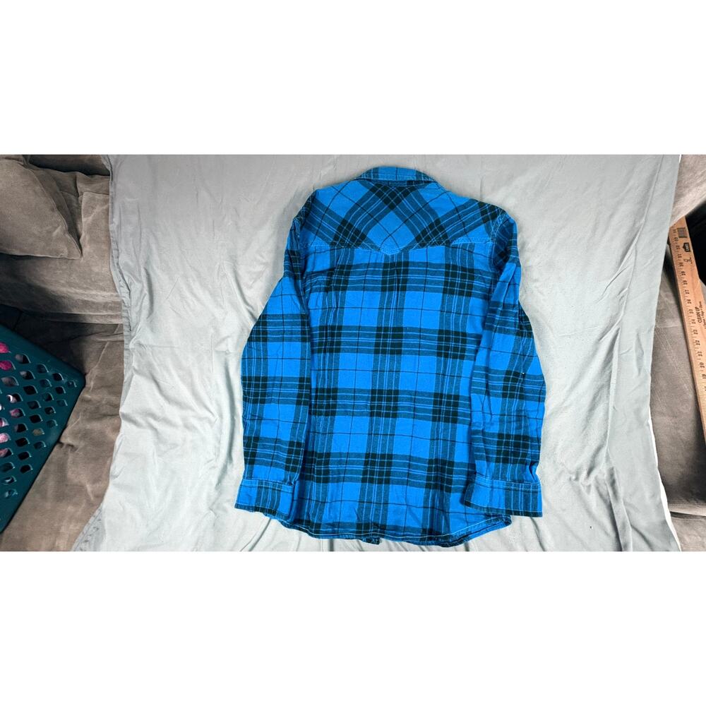 Roebuck & Co Long Sleeve Button Down Flannel Blue/Black checkered - Picture 4 of 5